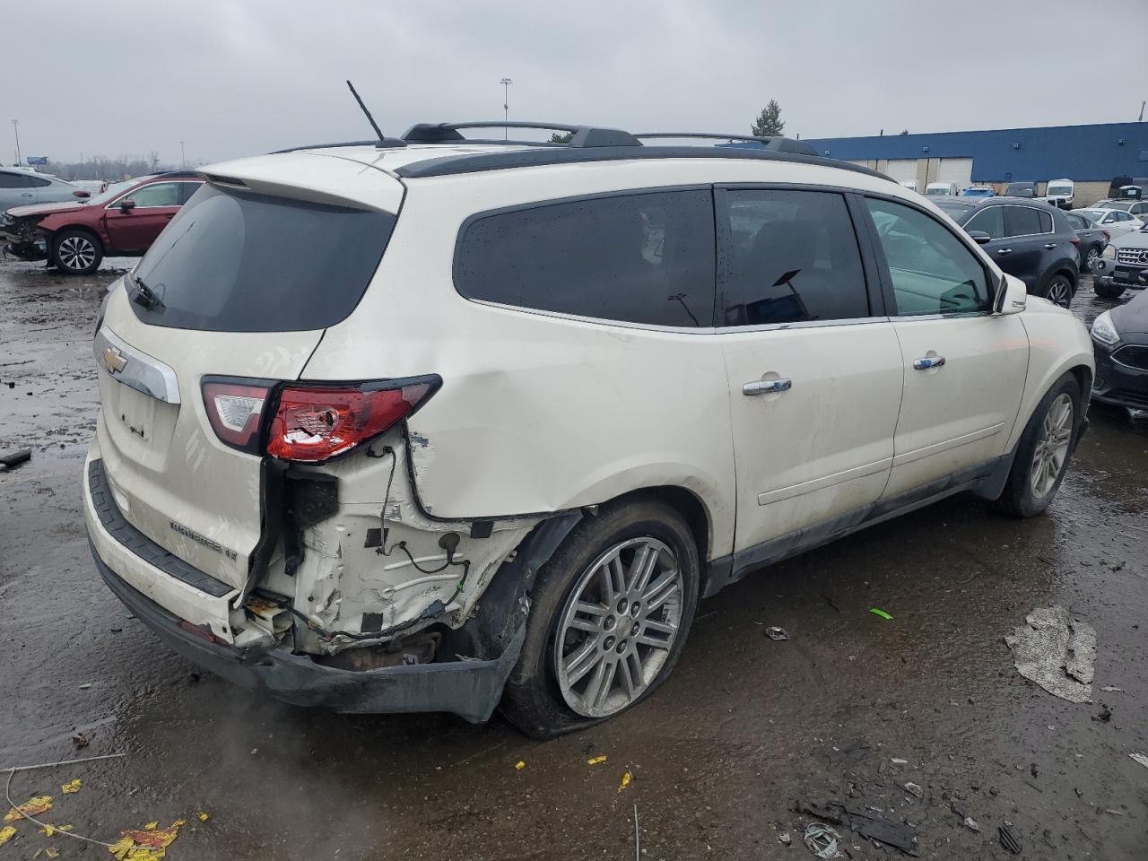 2015 CHEVROLET TRAVERSE L - Фото 3