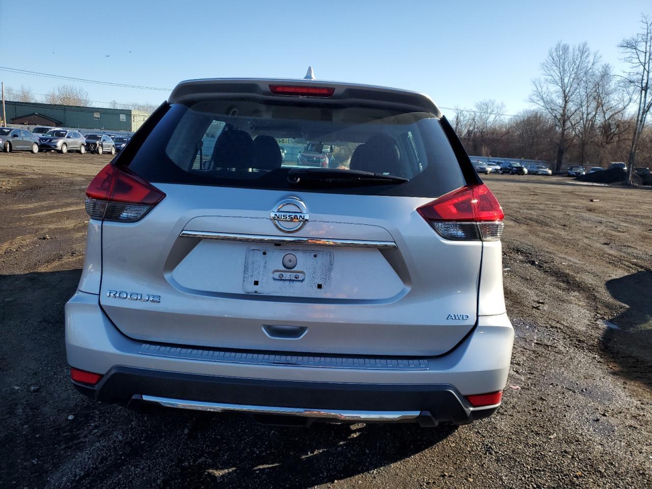 2018 NISSAN ROGUE S - Image 6
