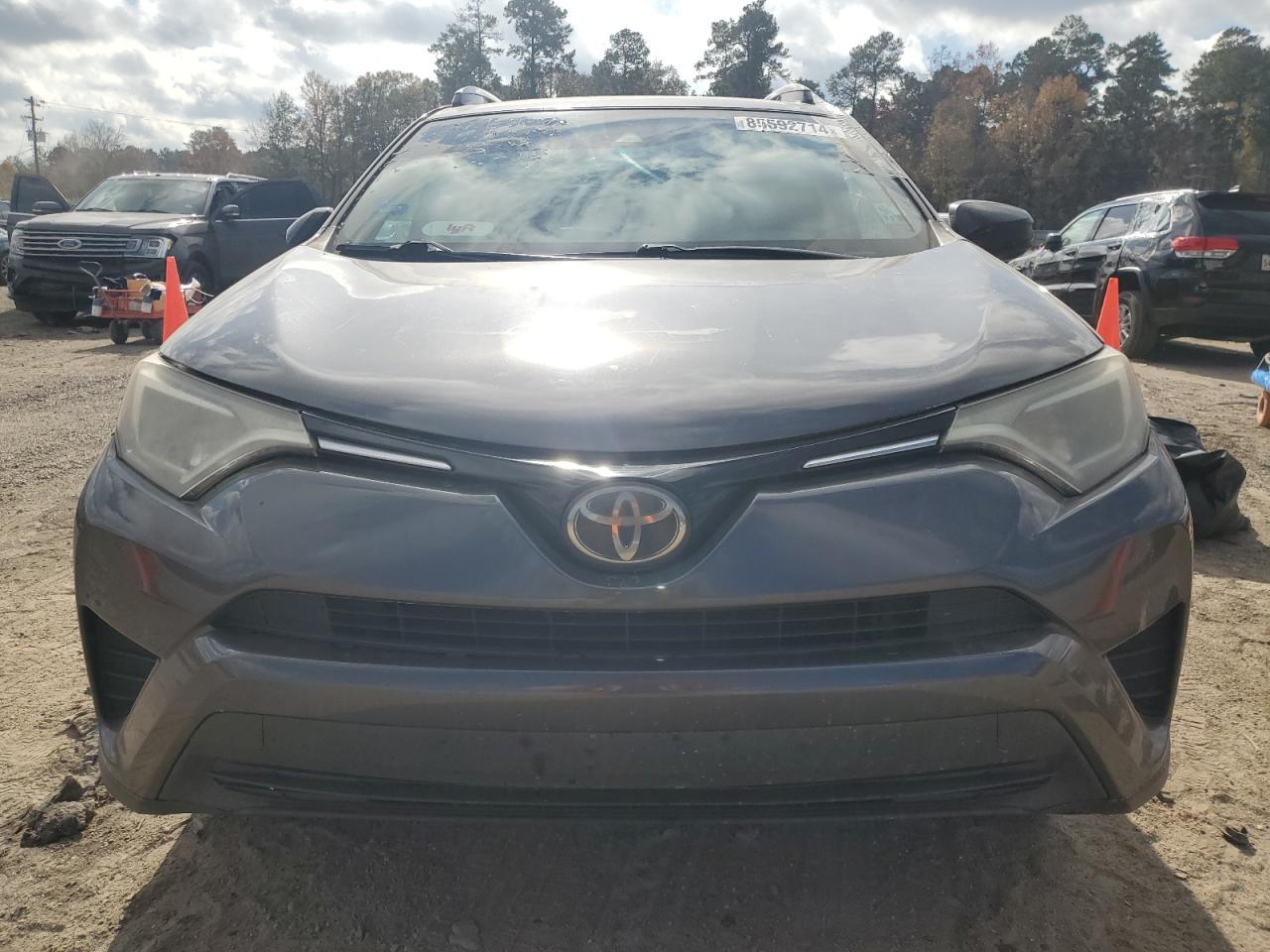 2018 TOYOTA RAV4 LE - Image 5