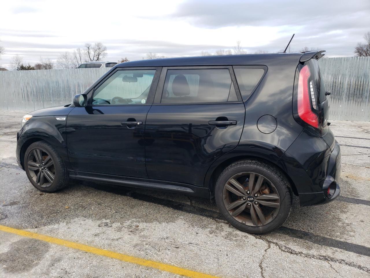 2016 KIA SOUL + - Image 2