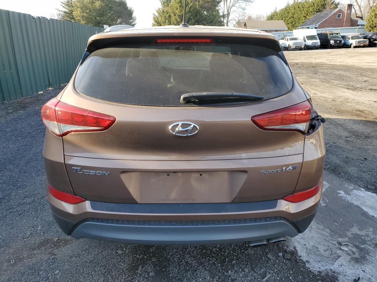 2016 HYUNDAI TUCSON LIM - Image 6