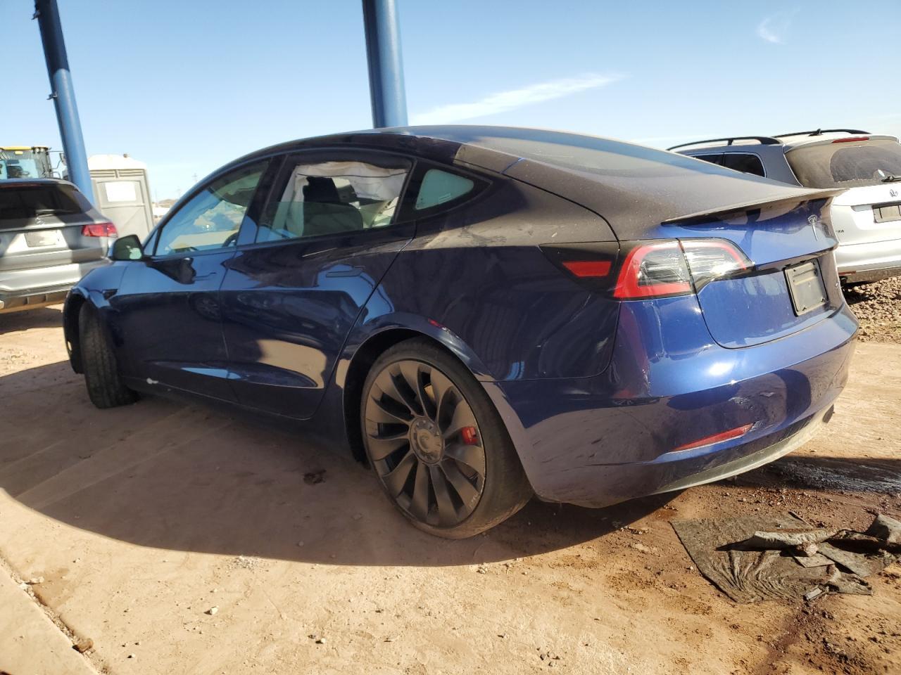 2023 TESLA MODEL 3 - Фото 2