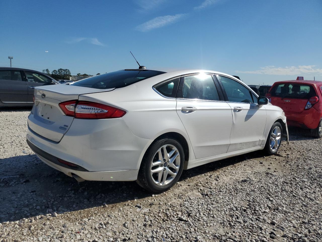 2013 FORD FUSION SE - Фото 3