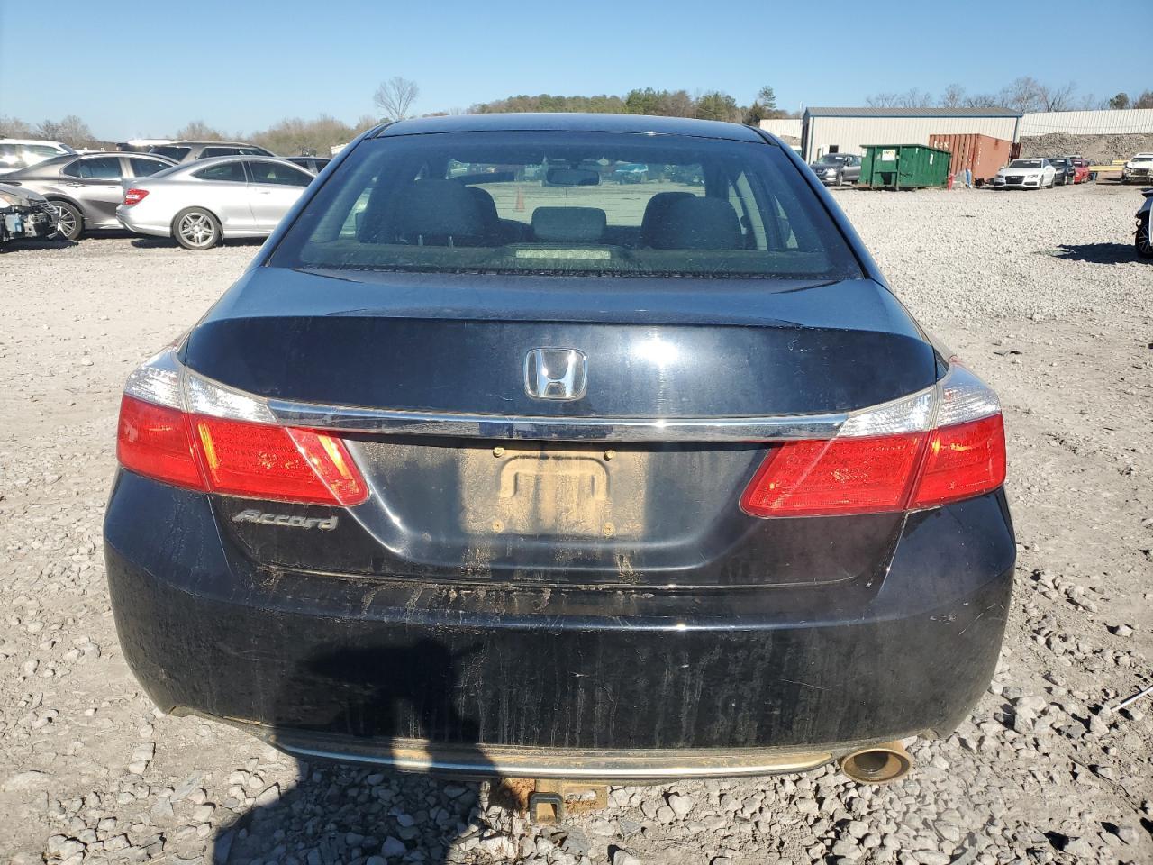 2014 HONDA ACCORD LX - Image 6