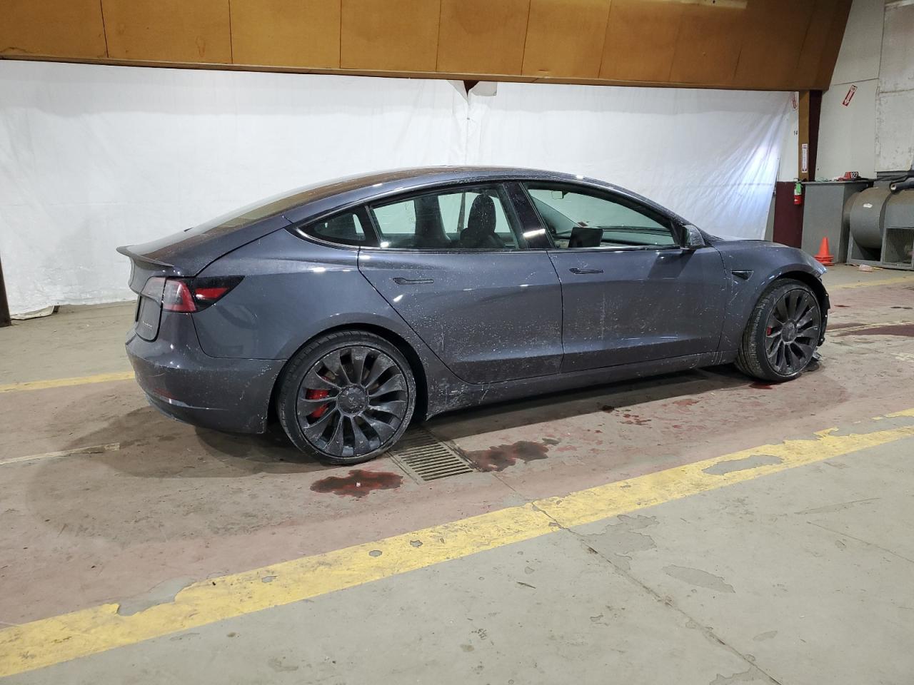 2023 TESLA MODEL 3 - Фото 3