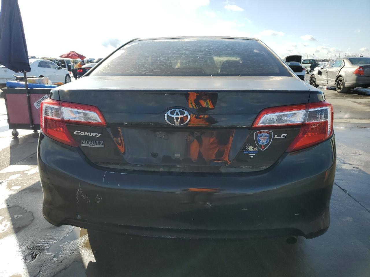 2014 TOYOTA CAMRY L - Фото 6