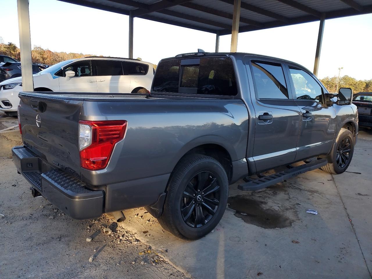 2023 NISSAN TITAN SV - Image 3