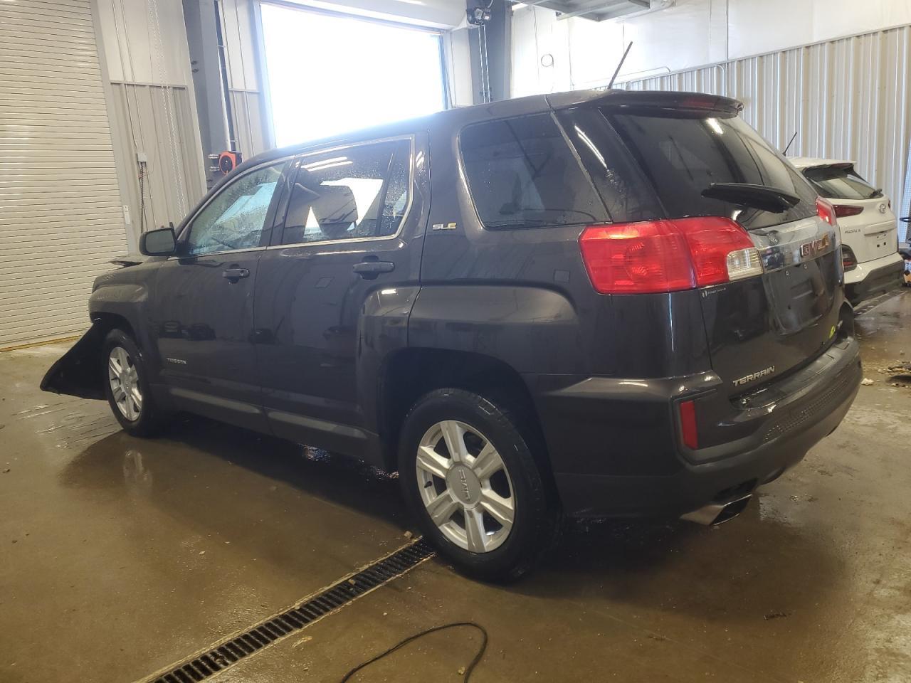 2016 GMC TERRAIN SL - Image 2