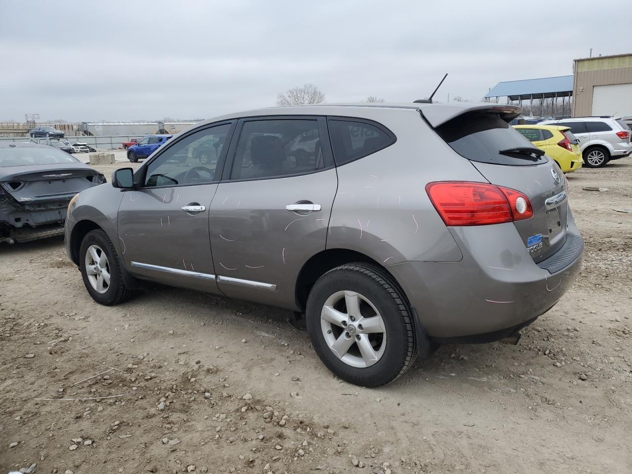 2013 NISSAN ROGUE S - Image 2