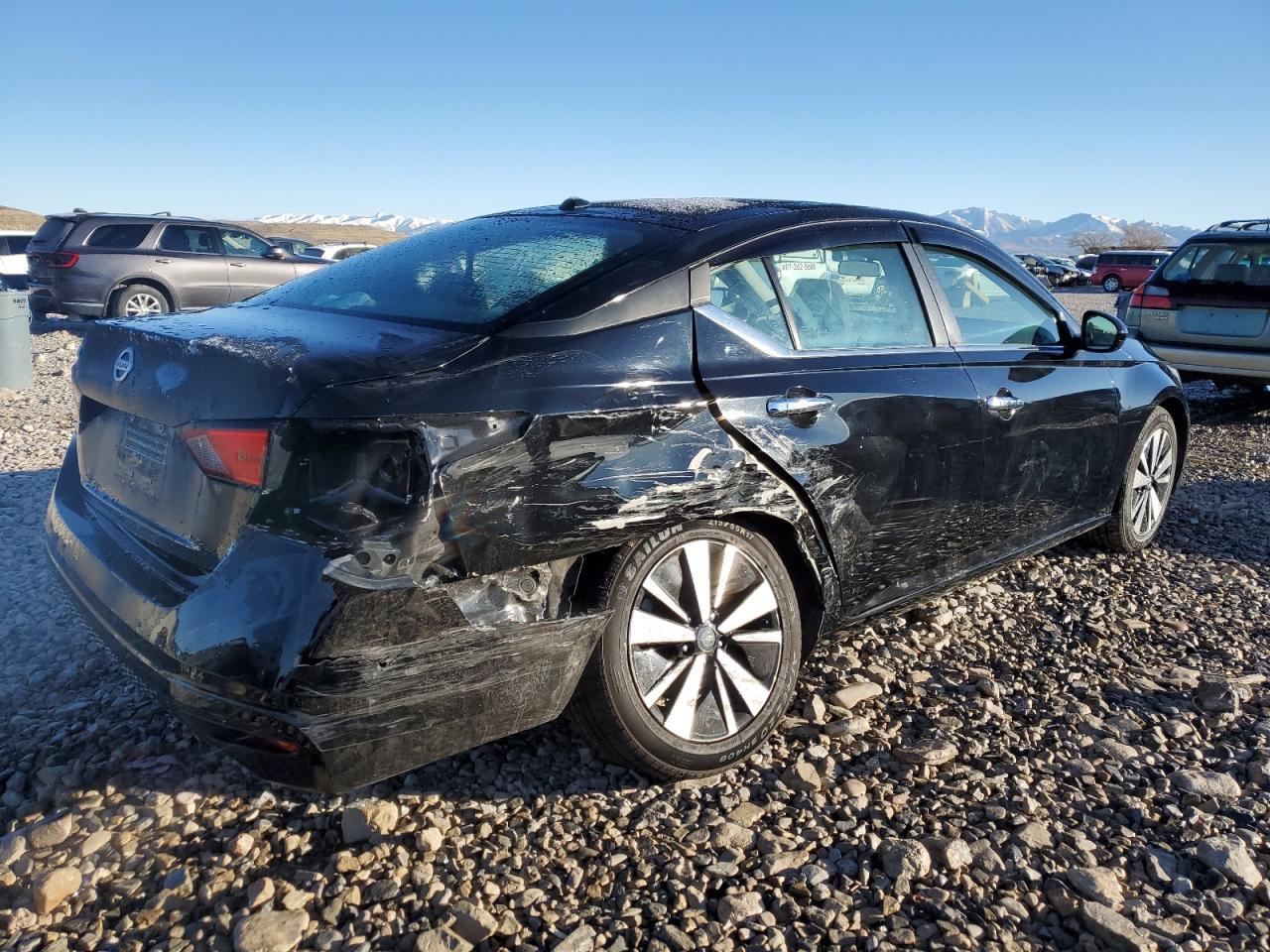 2022 NISSAN ALTIMA SV - Image 3