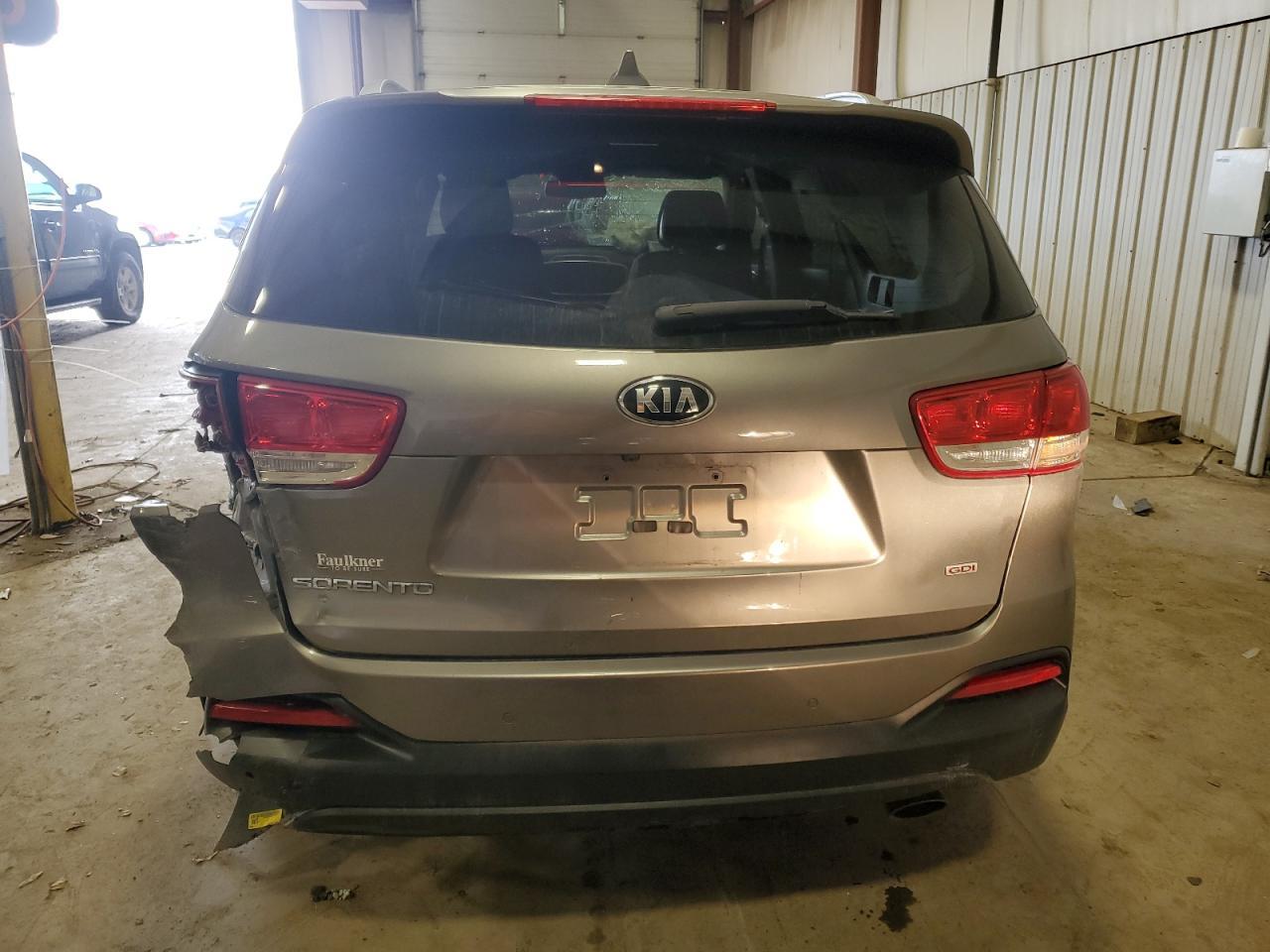 2016 KIA SORENTO LX - Image 6