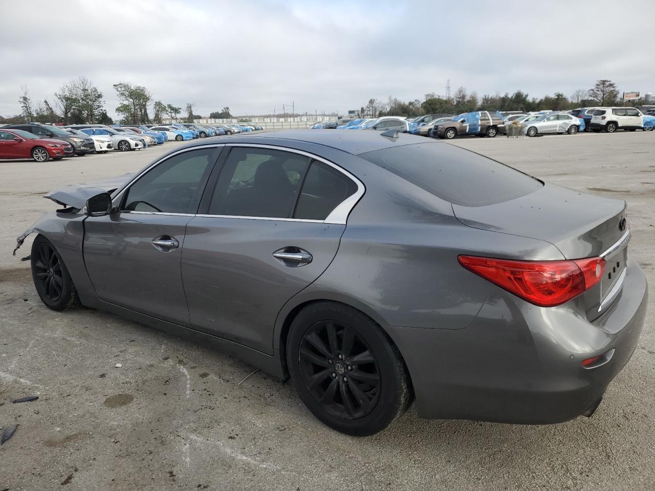 2016 INFINITI Q50 PREMIU - Фото 2