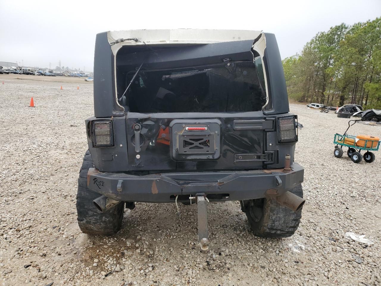 2012 JEEP WRANGLER U - Image 6