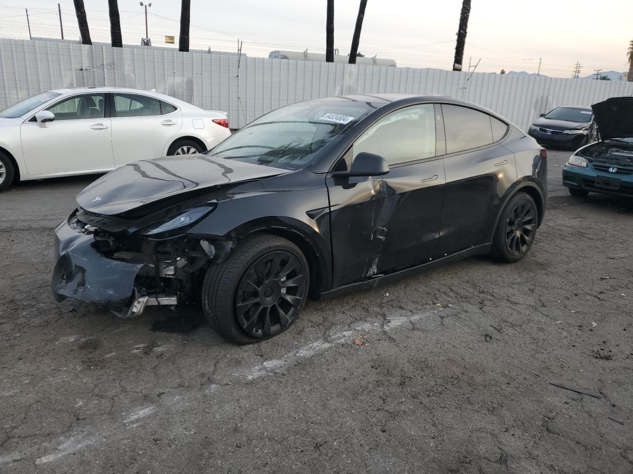 2024 TESLA MODEL Y