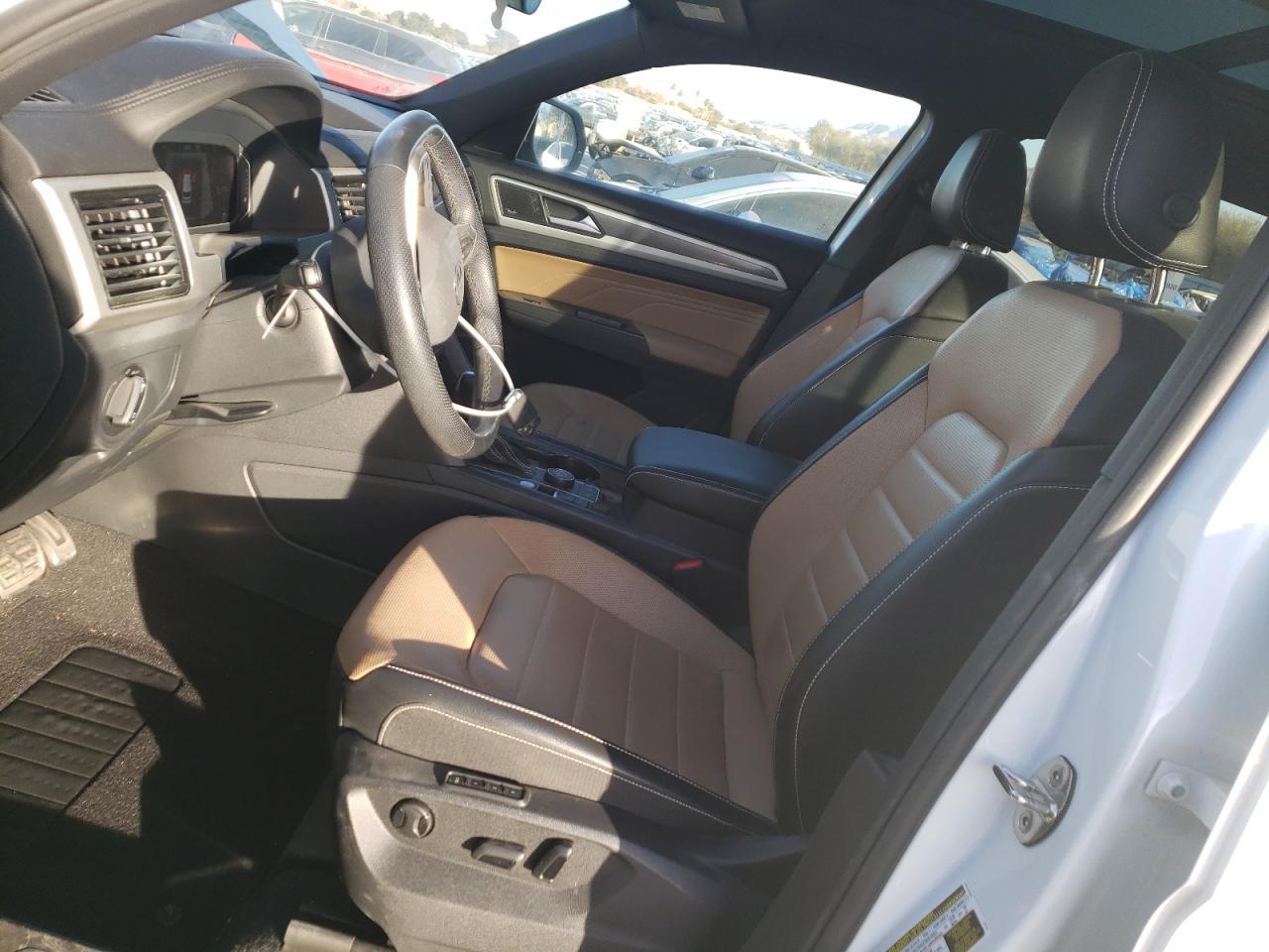2022 VOLKSWAGEN ATLAS CROS - Фото 7
