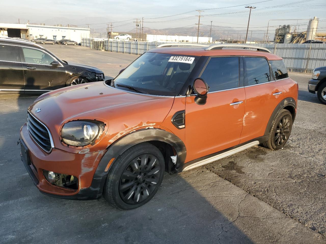 2017 MINI COOPER COU
