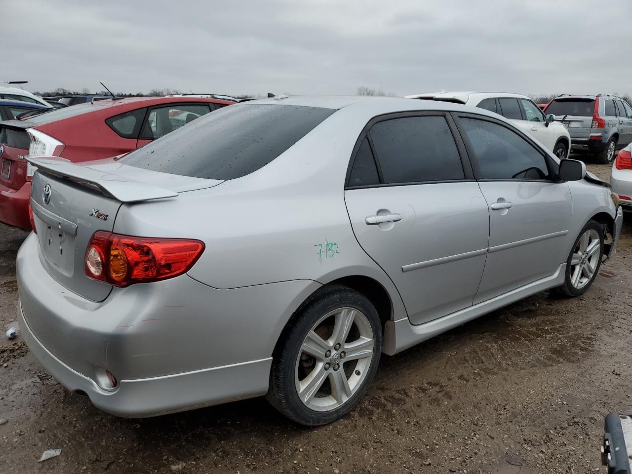 2010 TOYOTA COROLLA XR - Image 3