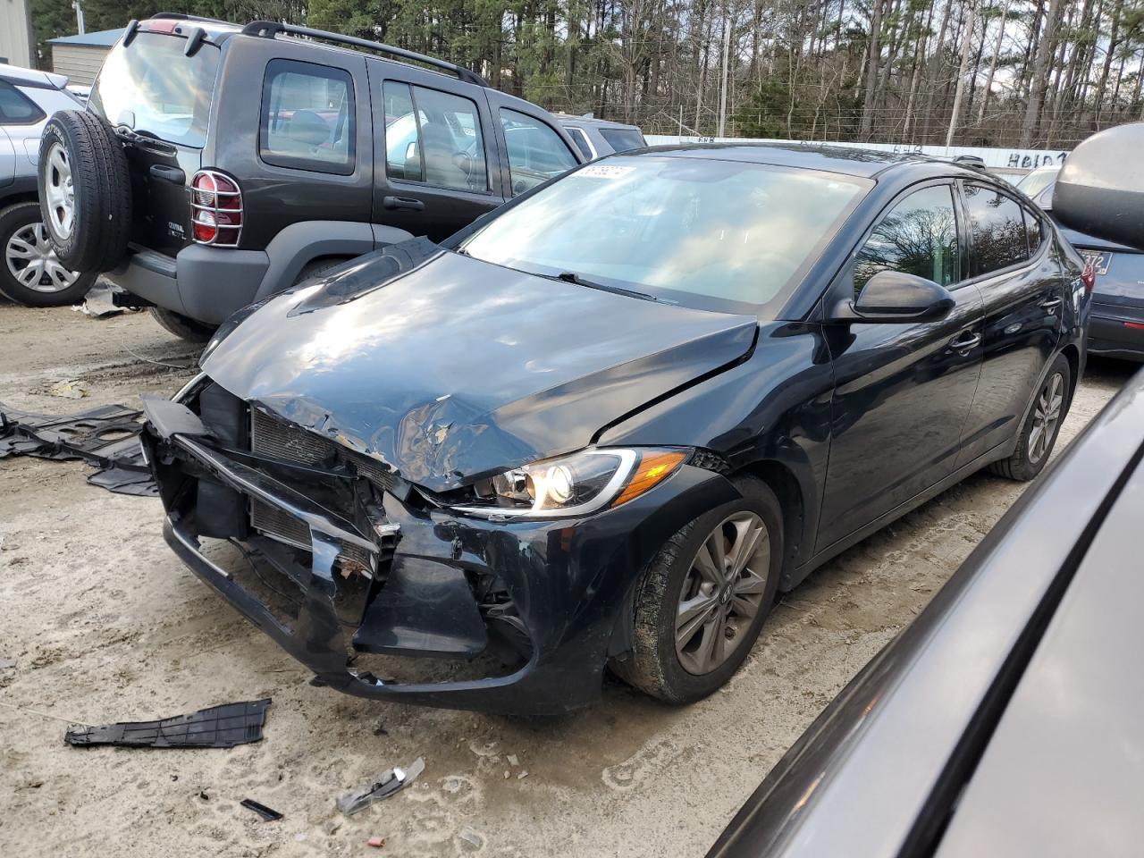2018 HYUNDAI ELANTRA SE