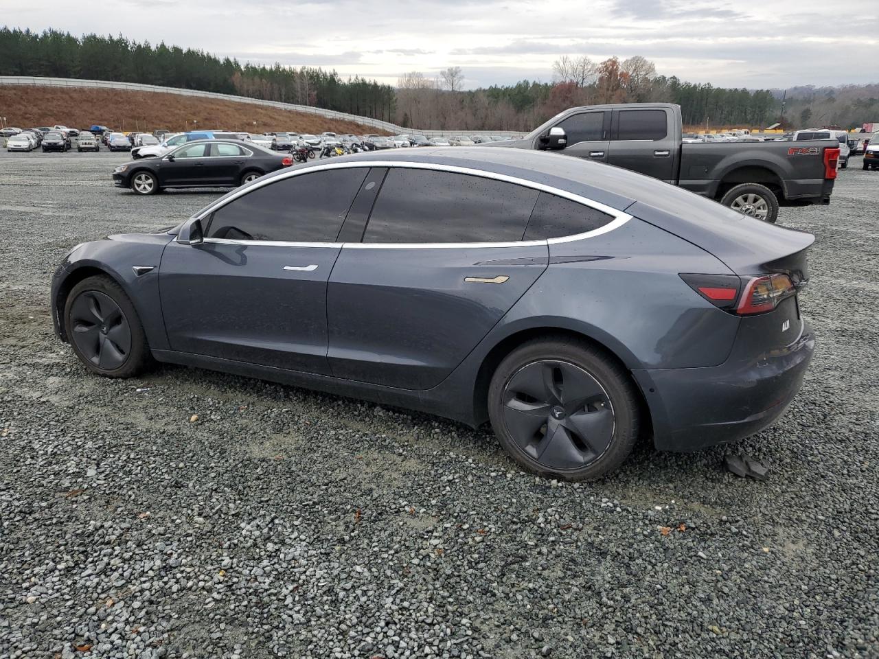 2019 TESLA MODEL 3 - Image 2