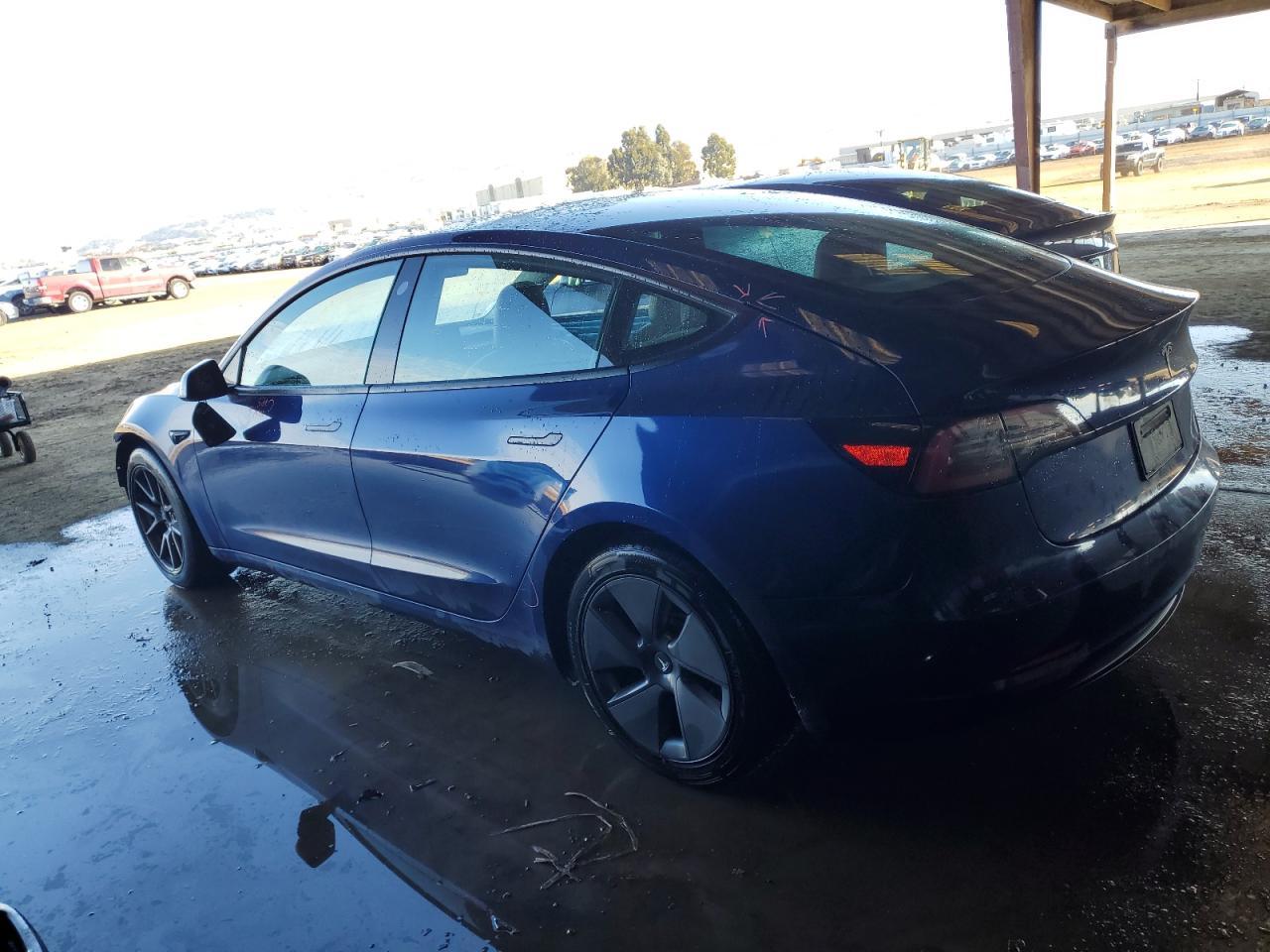 2022 TESLA MODEL 3 - Image 2