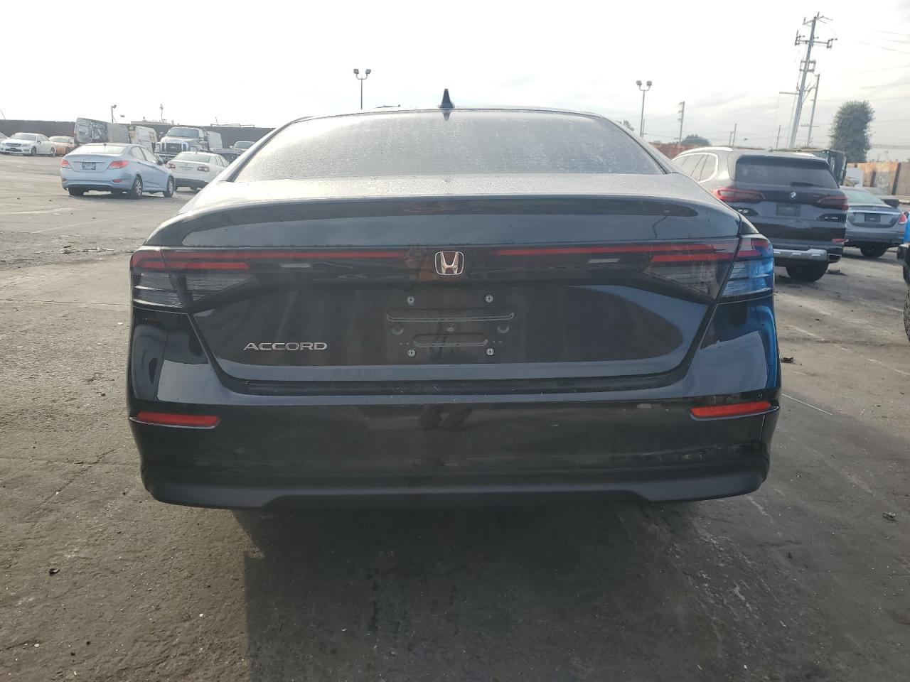 2024 HONDA ACCORD EX - Фото 6