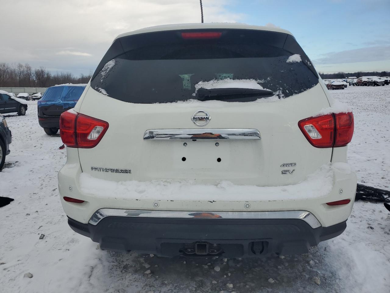 2018 NISSAN PATHFINDER - Фото 6