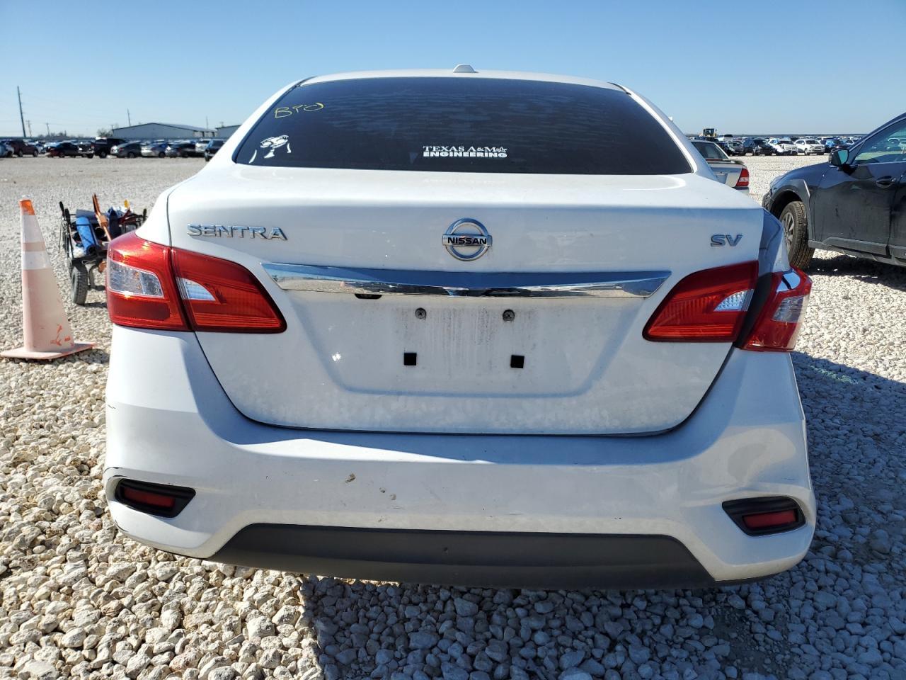 2017 NISSAN SENTRA S - Фото 6