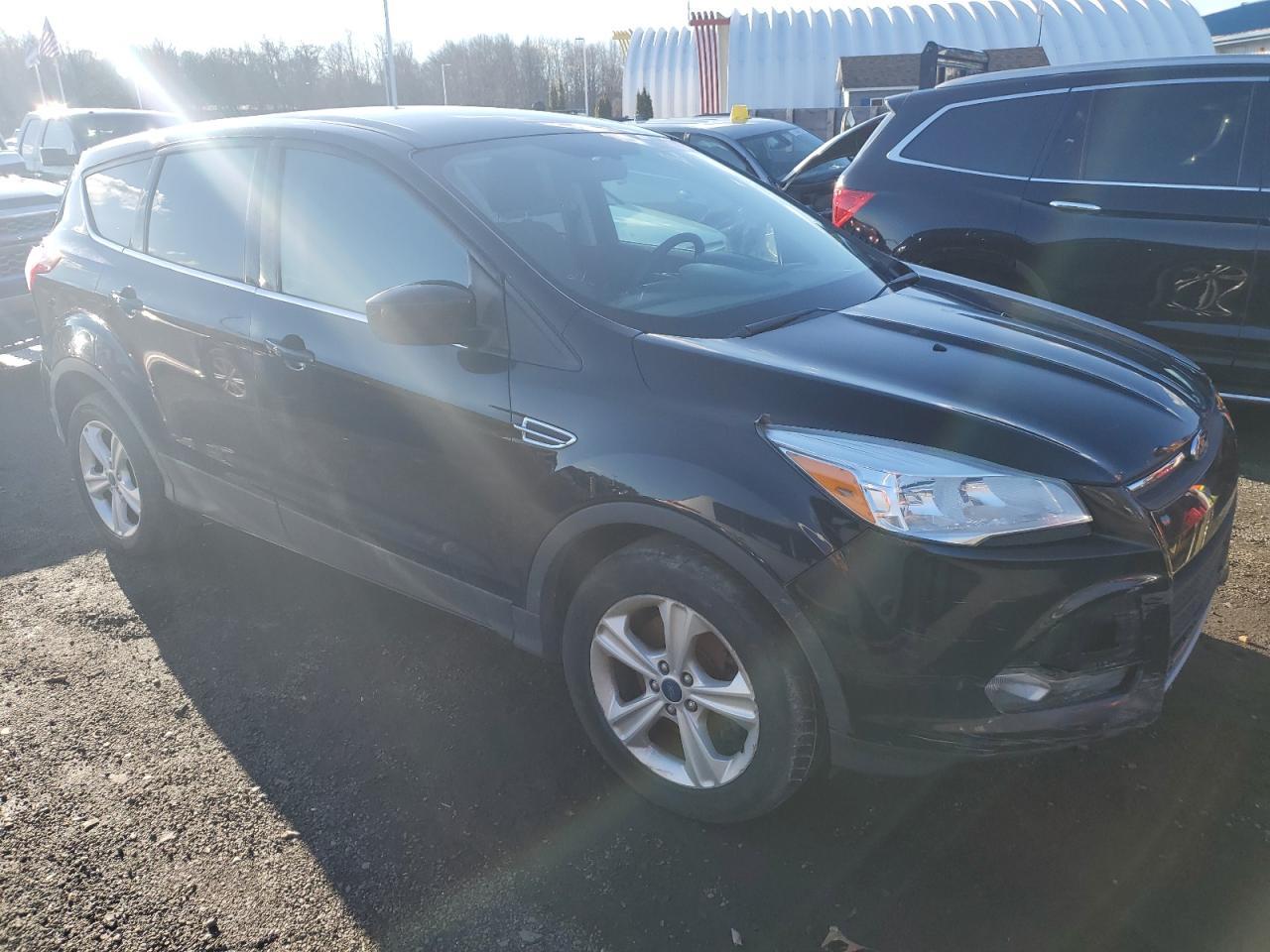 2015 FORD ESCAPE SE - Image 4
