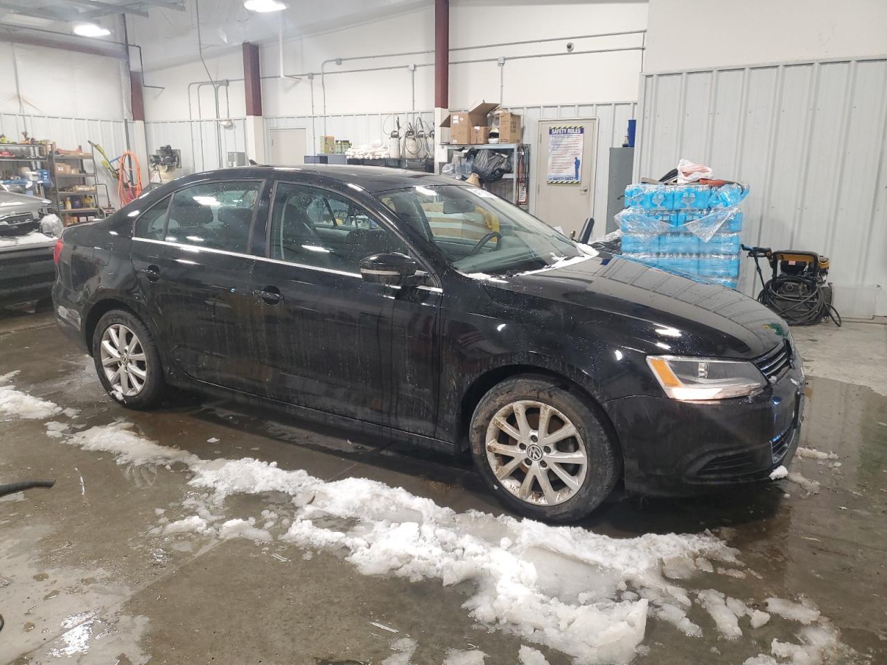 2014 VOLKSWAGEN JETTA SE - Фото 4