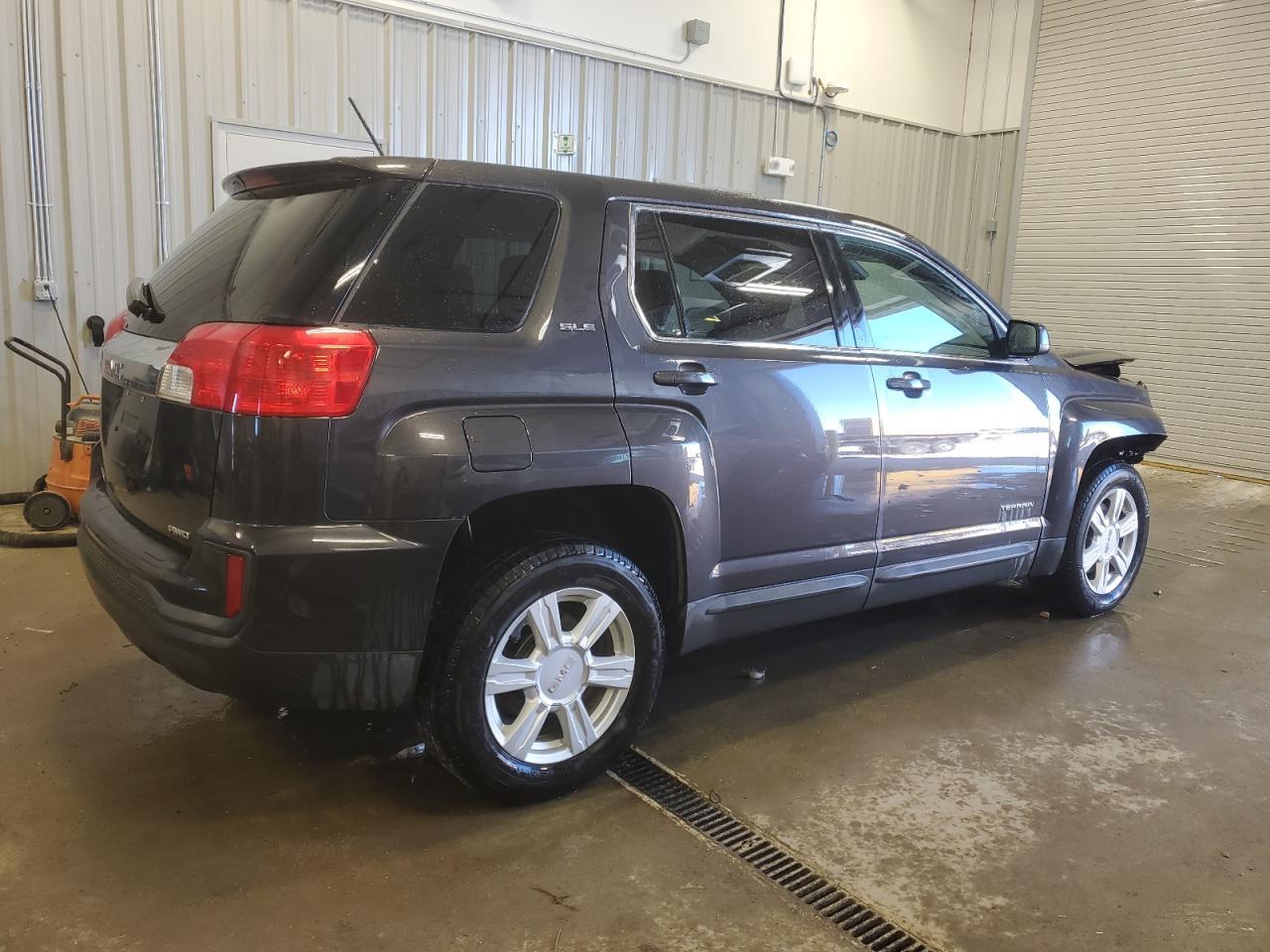 2016 GMC TERRAIN SL - Image 3