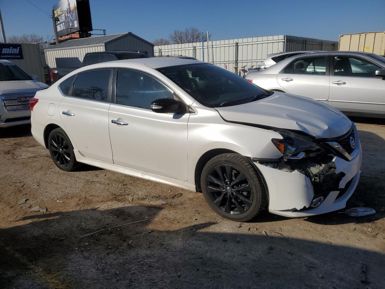 2017 NISSAN SENTRA S - Фото 4