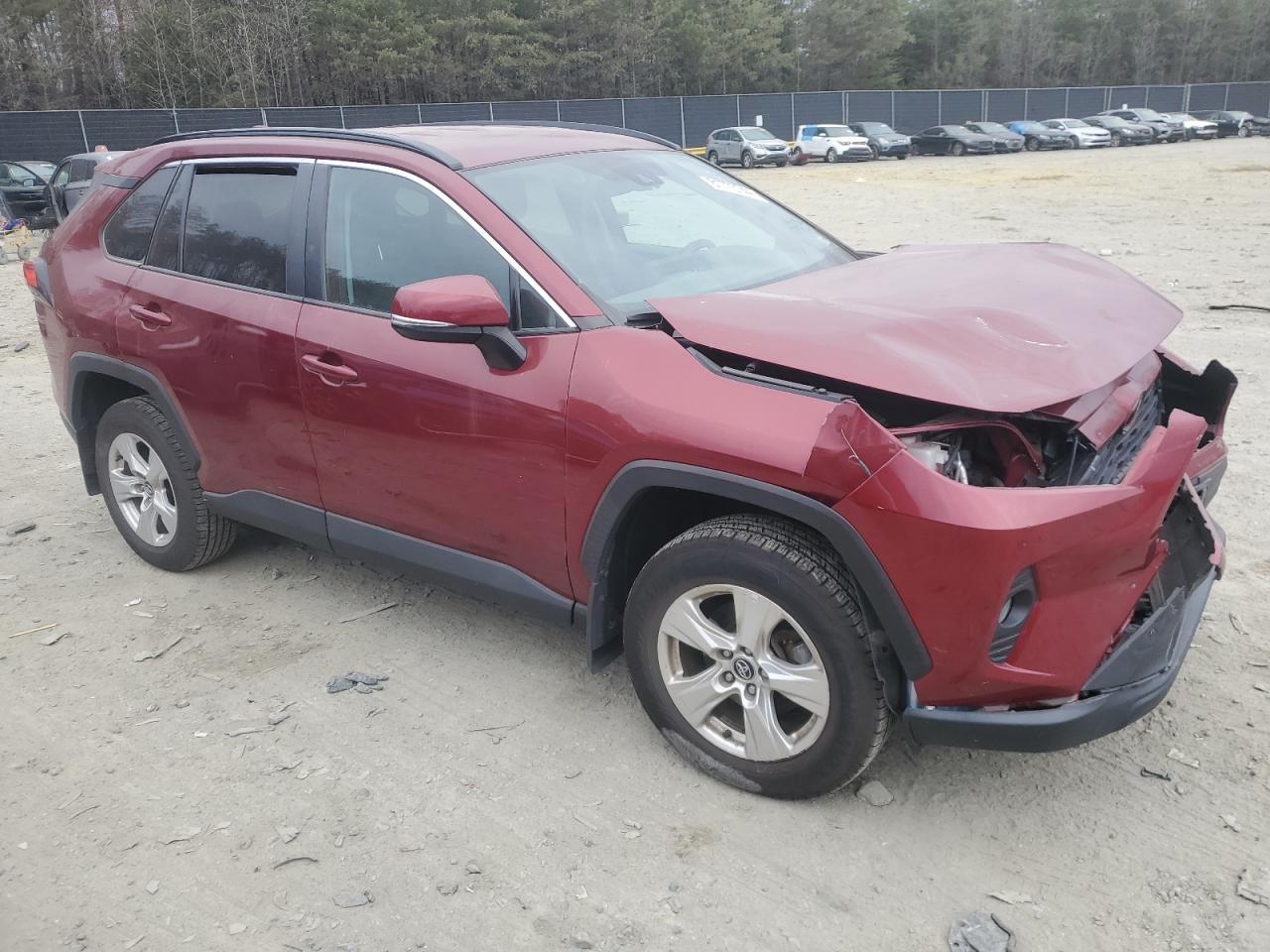 2020 TOYOTA RAV4 XLE - Image 4