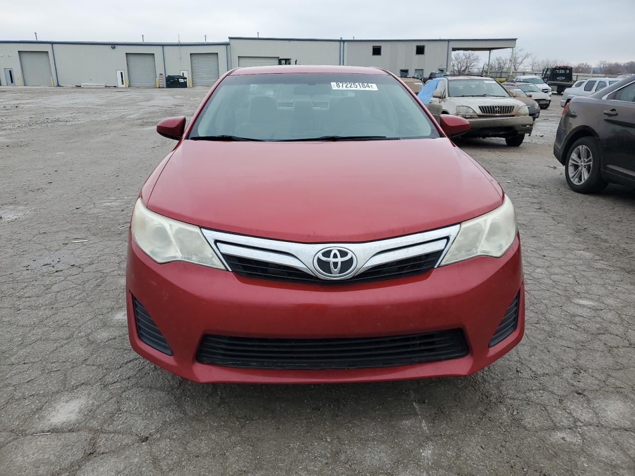 2013 TOYOTA CAMRY L - Фото 5
