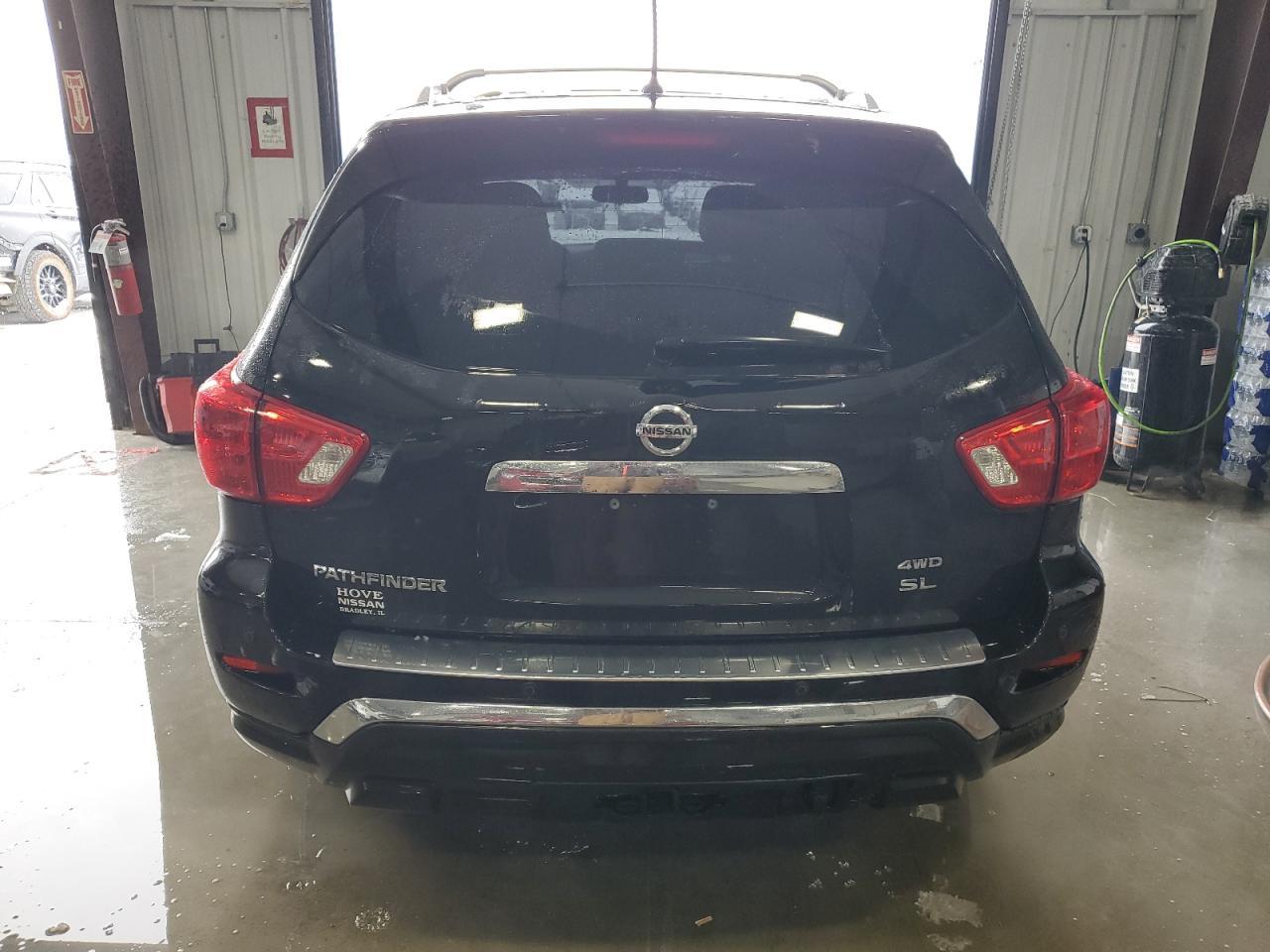 2017 NISSAN PATHFINDER - Фото 6