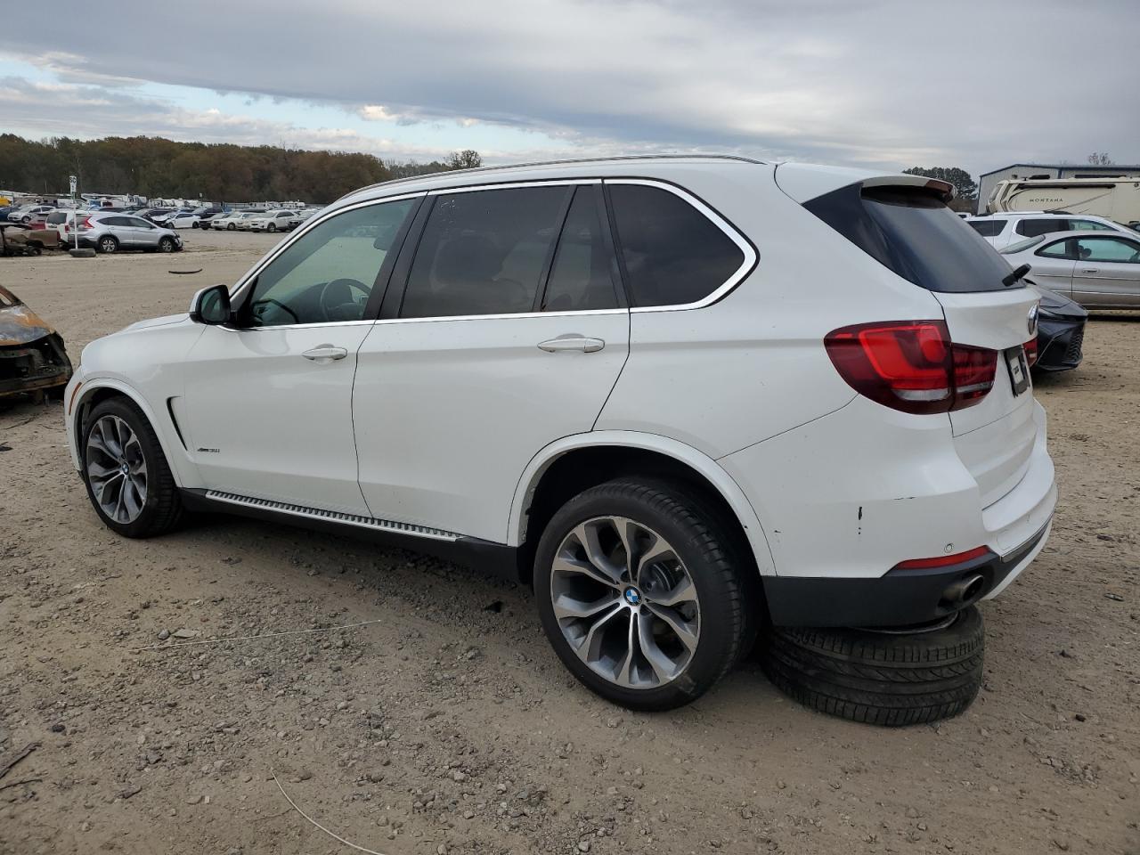 2016 BMW X5 XDRIVE3 - Фото 2
