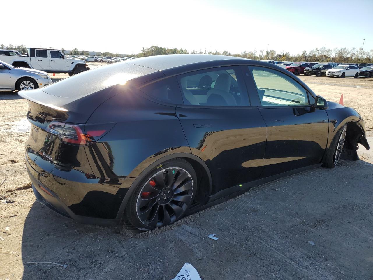 2022 TESLA MODEL Y - Image 3
