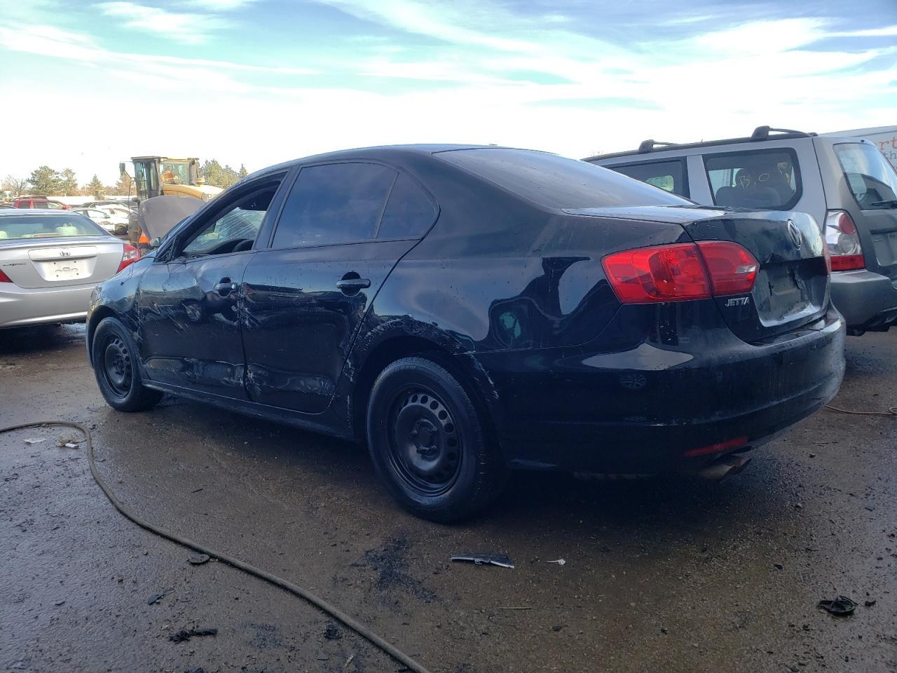 2013 VOLKSWAGEN JETTA BASE - Фото 2
