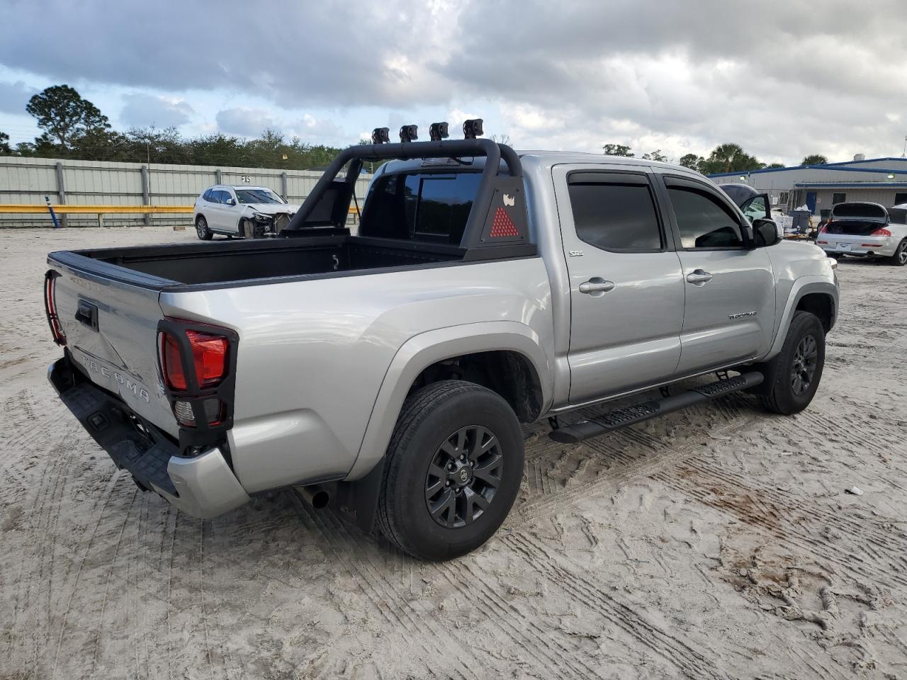 2023 TOYOTA TACOMA DOU - Фото 3