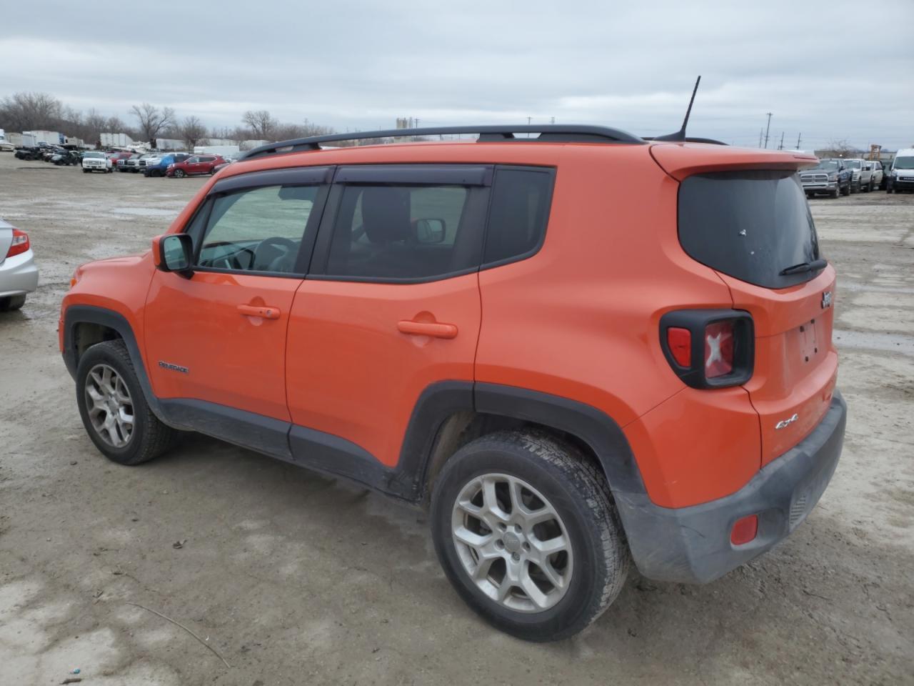 2018 JEEP RENEGADE L - Image 2