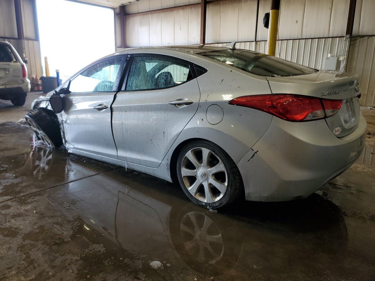 2011 HYUNDAI ELANTRA GL - Image 2
