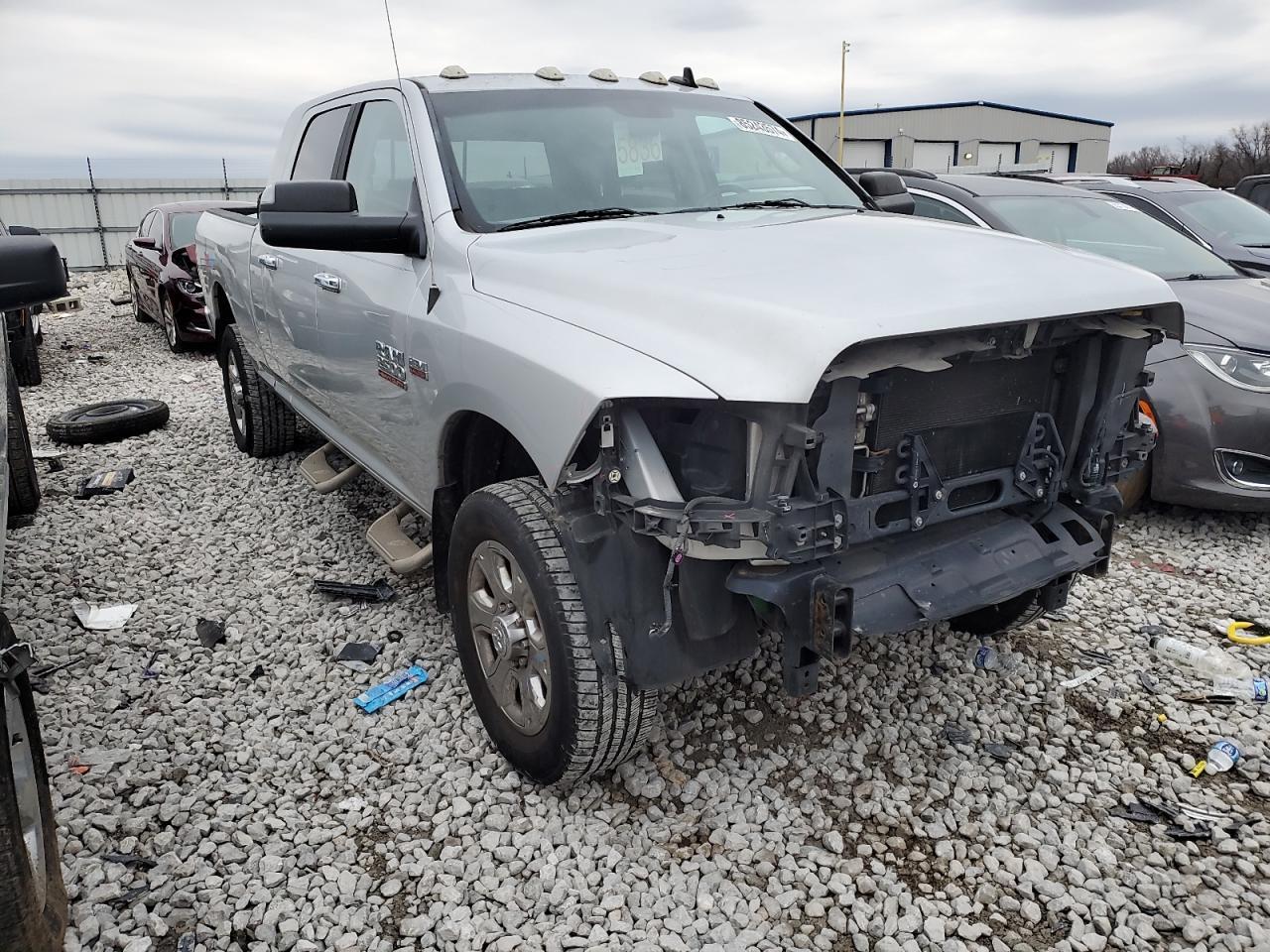 2018 RAM 2500 SLT - Image 4