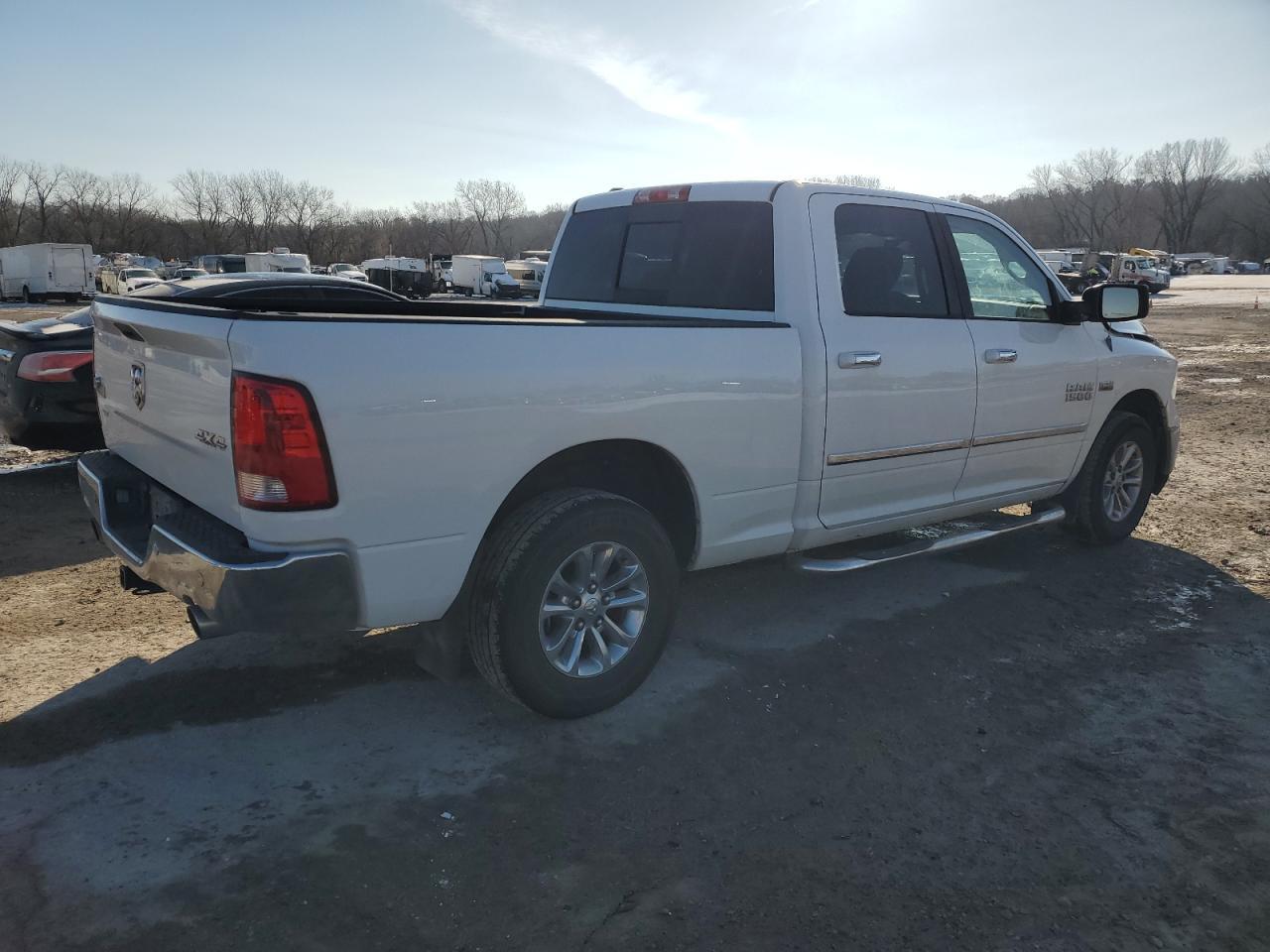 2014 RAM 1500 SLT - Image 3
