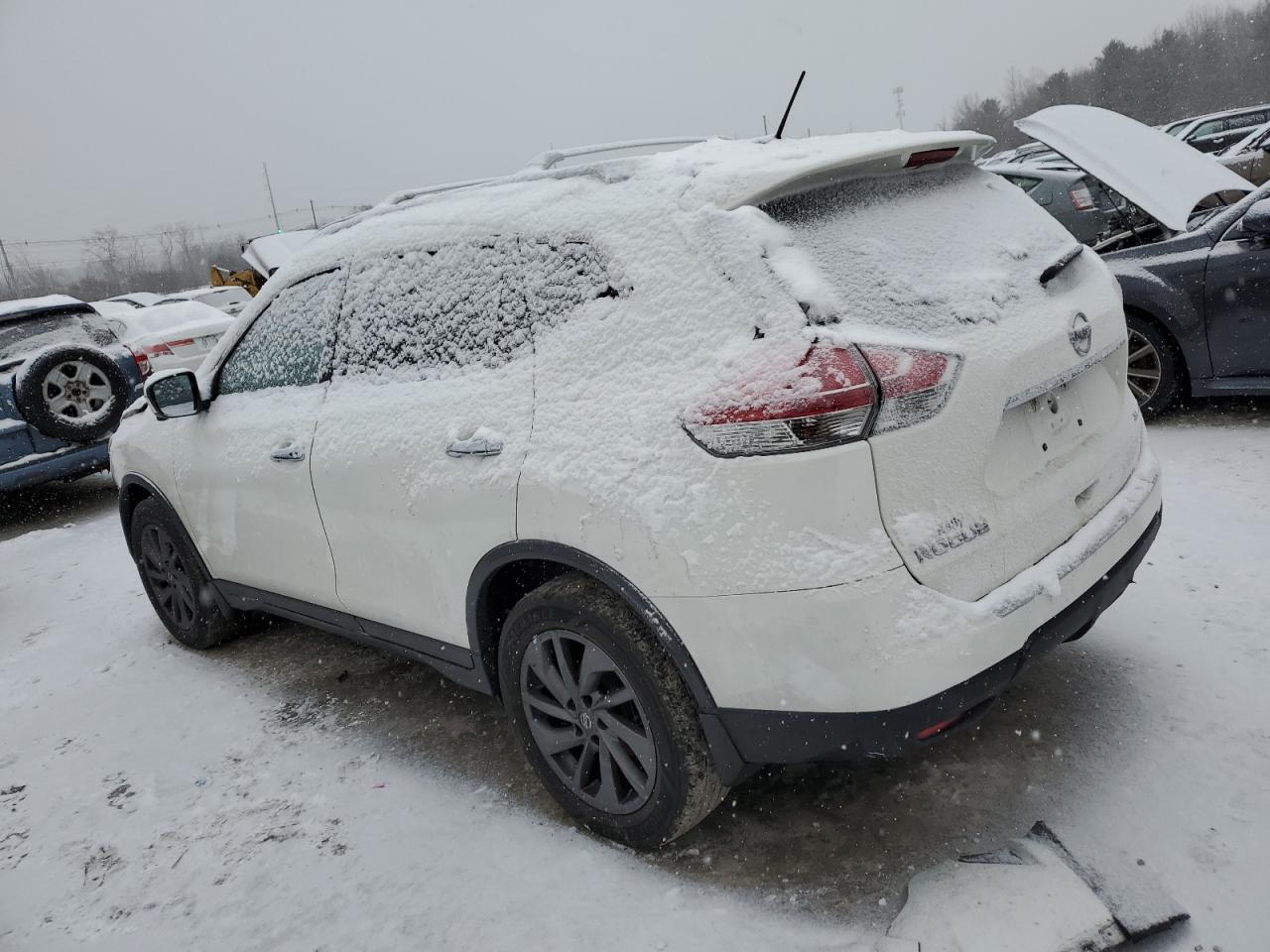 2016 NISSAN ROGUE S - Фото 2