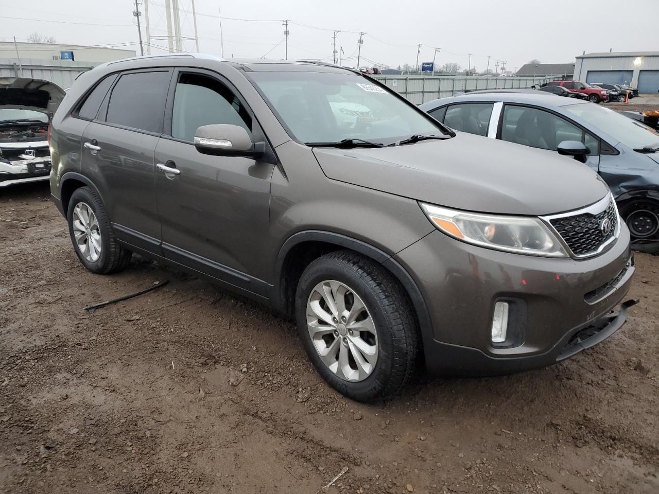 2015 KIA SORENTO EX - Image 4