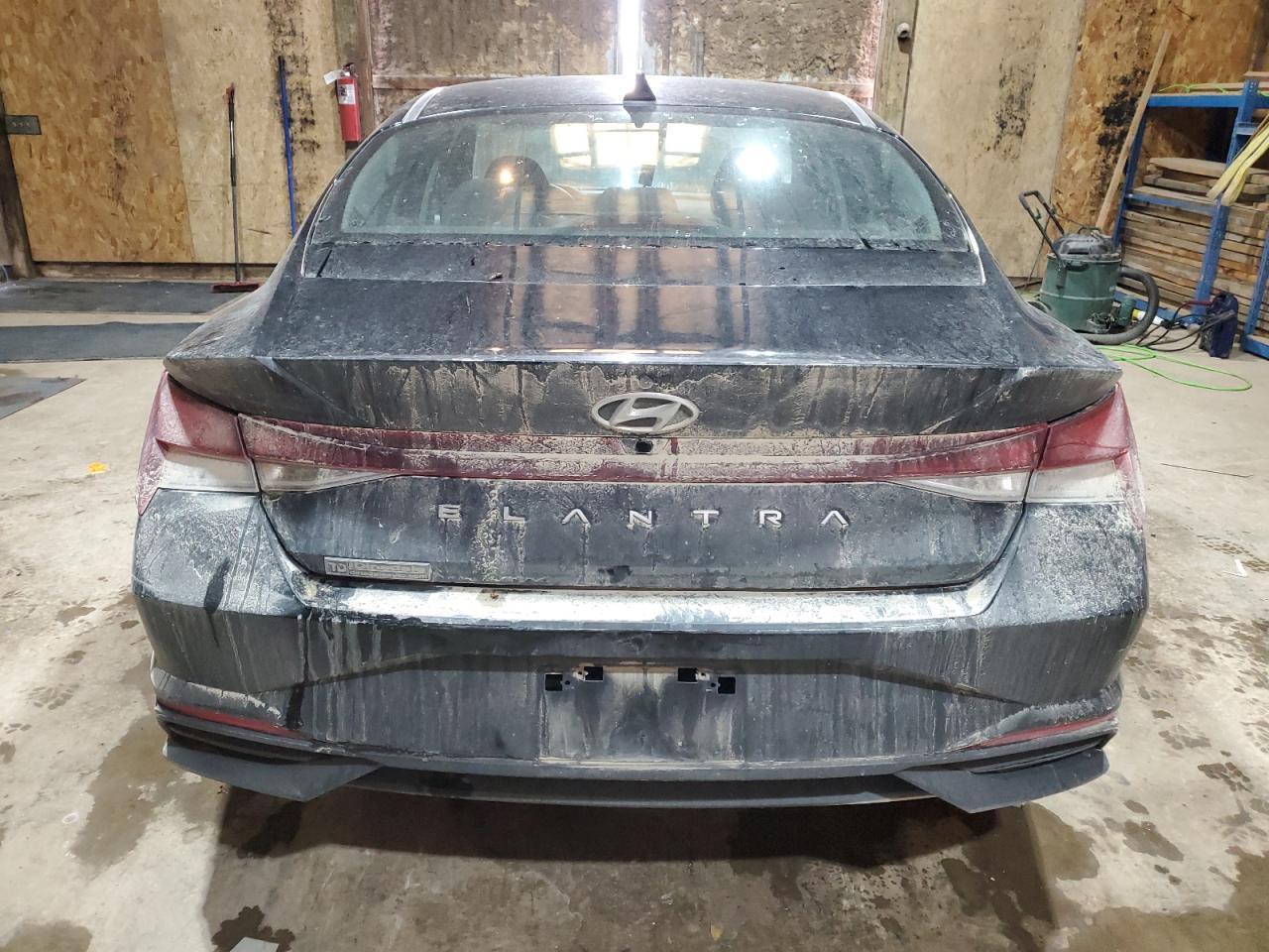 2022 HYUNDAI ELANTRA SE - Фото 6