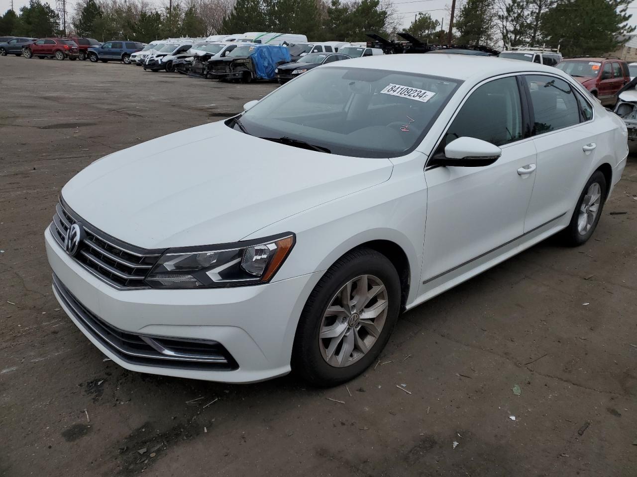 2016 VOLKSWAGEN PASSAT S car image