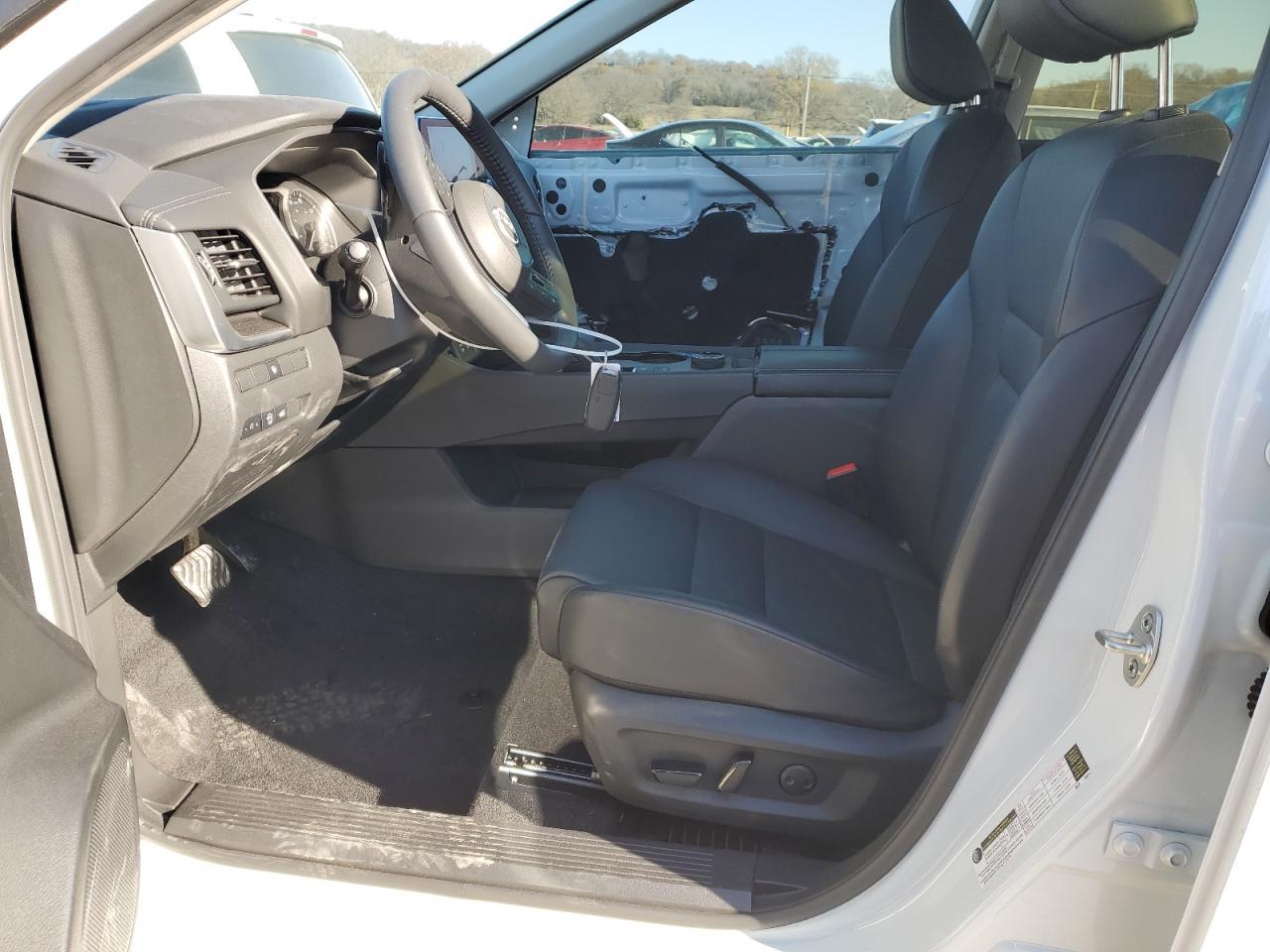 2024 NISSAN ROGUE SV - Image 7