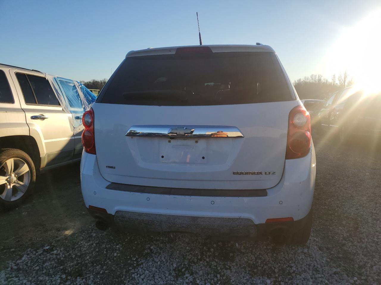 2011 CHEVROLET EQUINOX LT - Фото 6