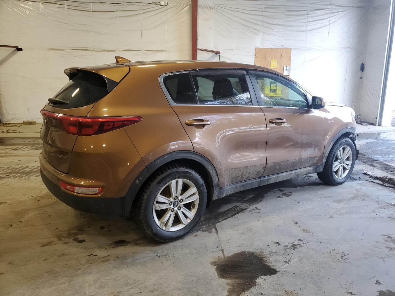 2017 KIA SPORTAGE L - Image 3