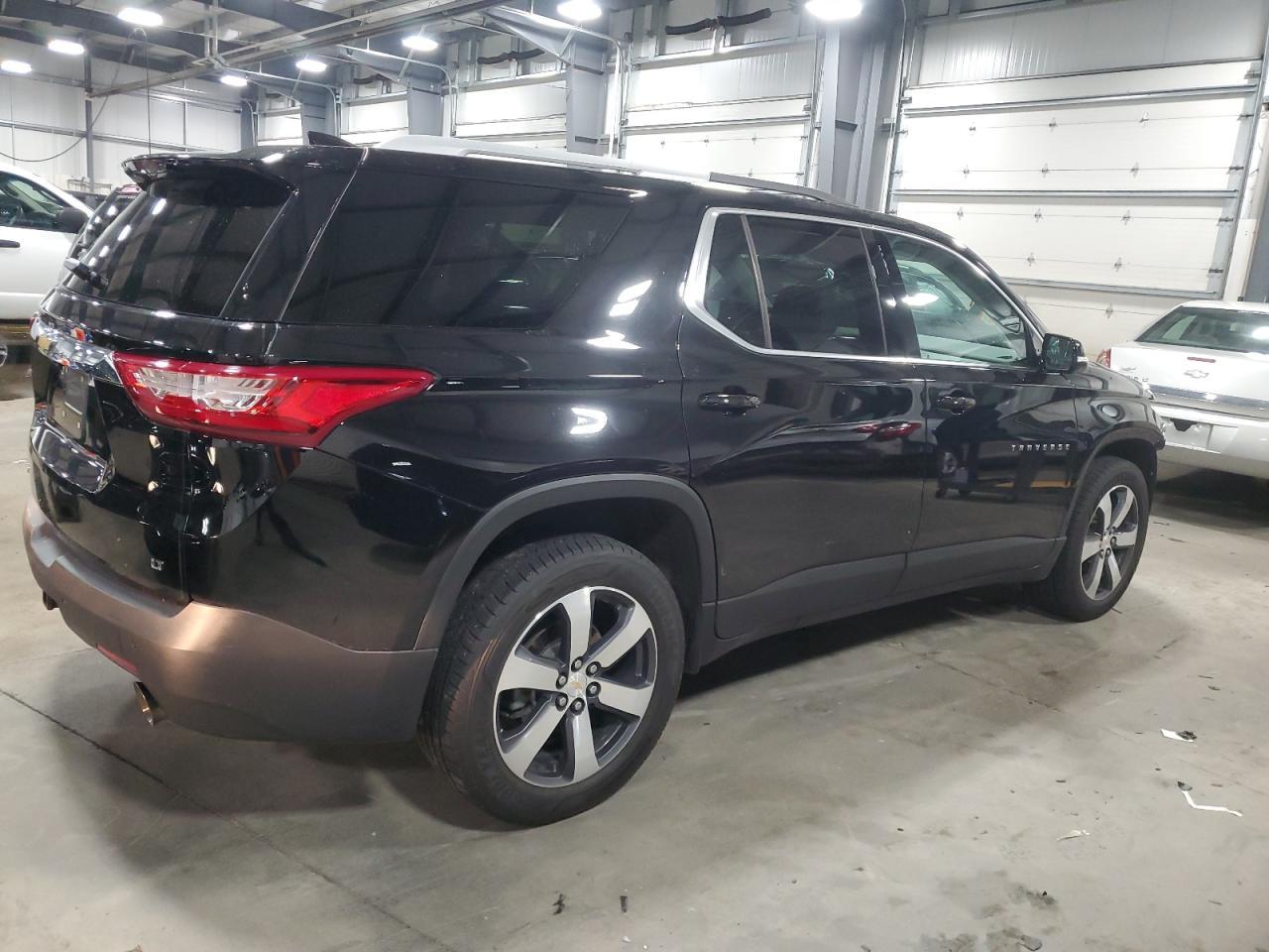 2018 CHEVROLET TRAVERSE L - Image 3